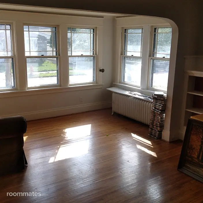 Room for rent in Buffalo, NY $550, house