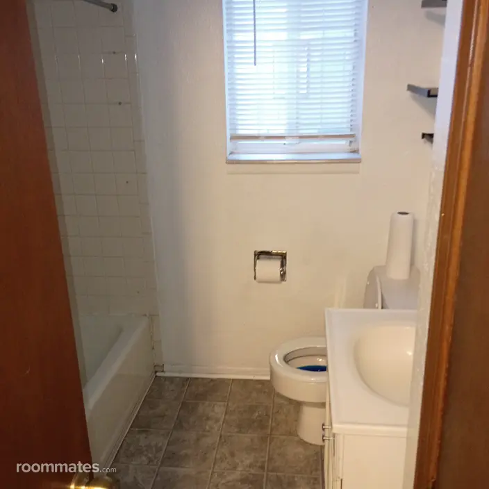 Room for rent in Louisburg, KS $450, apartment