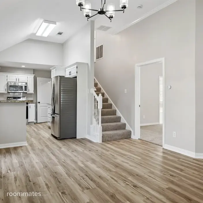 Room for rent in Euless, TX $1300, house