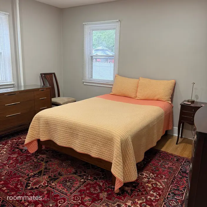 Room for rent in Rochelle Park, NJ $1400, house