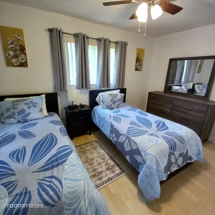 Room for rent in Sunrise, FL $1000, house