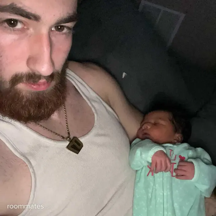 Roommate looking Paulsboro, NJ, $800