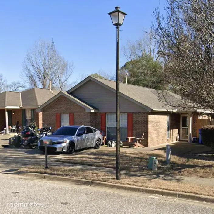 Room for rent in Prattville, AL $700, house
