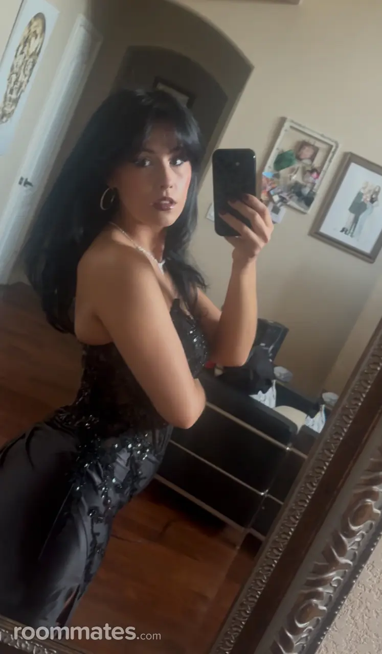 Profile photo 3 of 7
