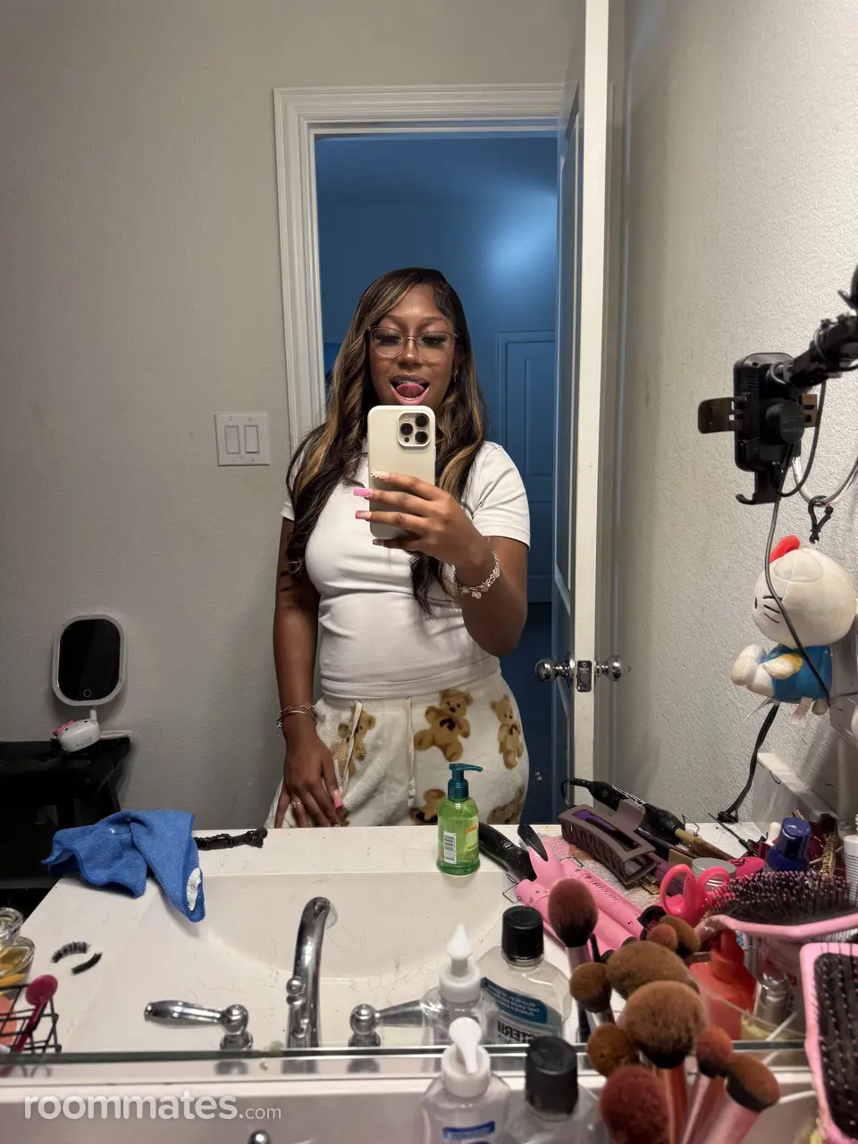 Profile photo 5 of 5