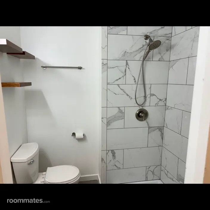 Room for rent in Concord, CA $1250, house