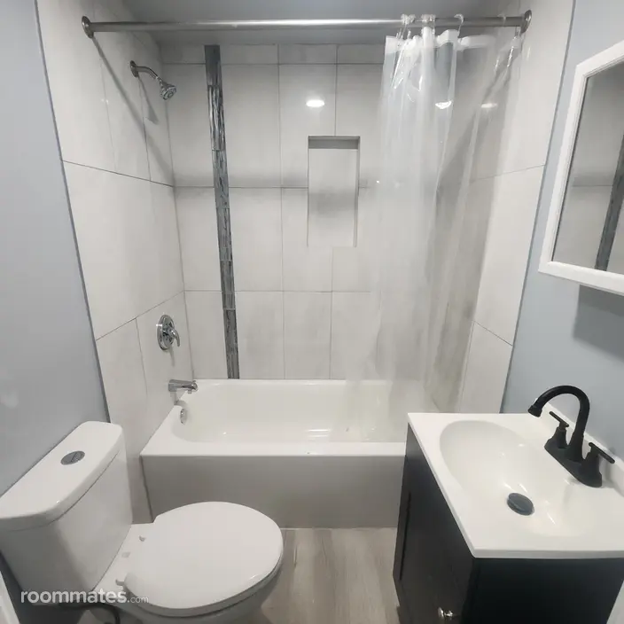 Room for rent in Bradenton, FL $750, house