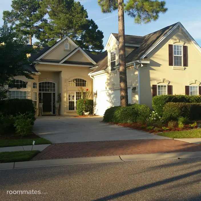 Room for rent in Bluffton, SC $1350, house