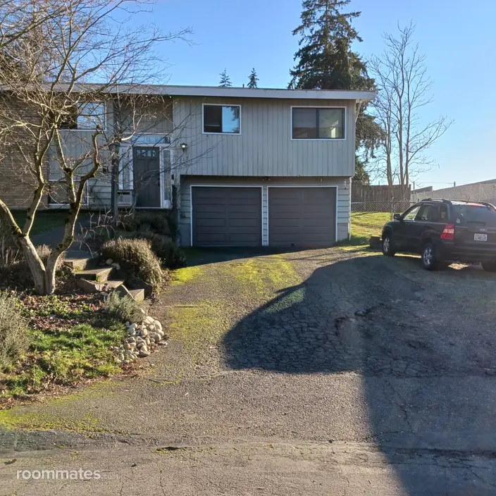 Room for rent in Shoreline, WA $690, house