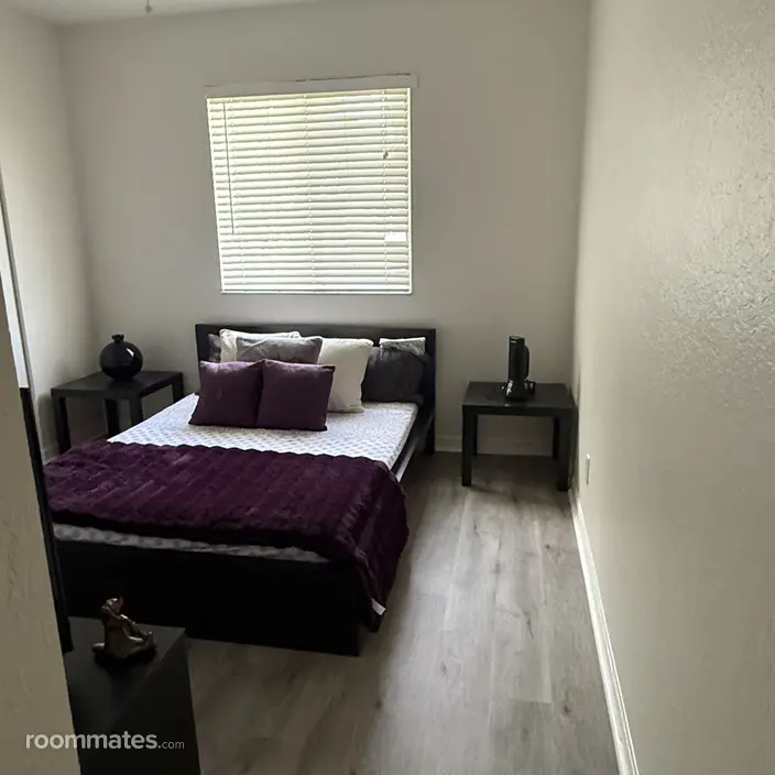 Room for rent in Riviera Beach, FL $1000, house