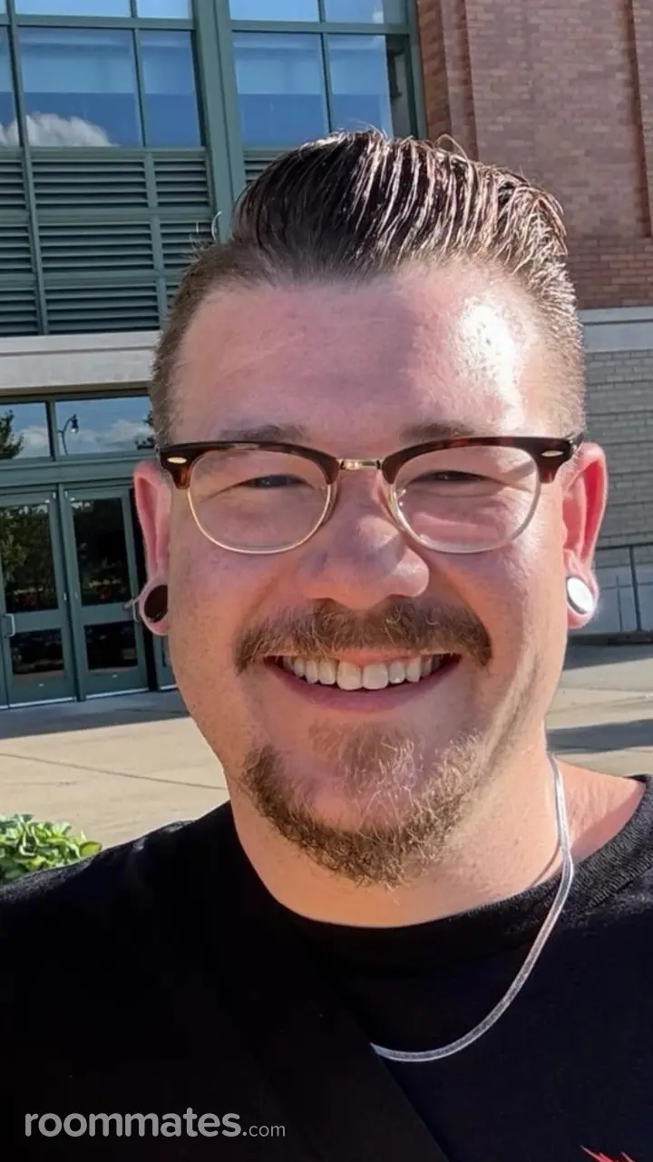 Profile photo 2 of 6