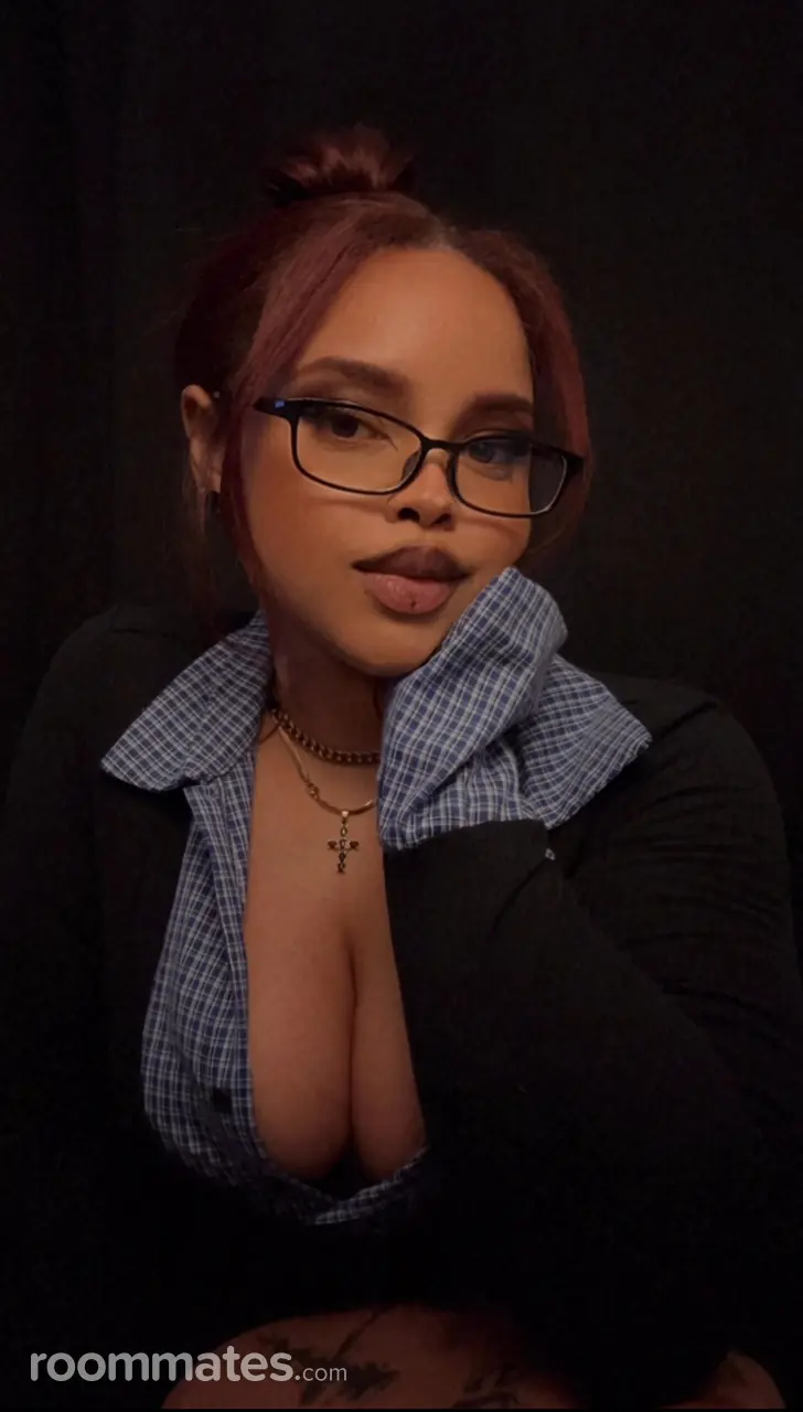 Profile photo 10 of 12