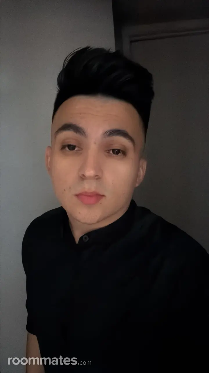 Profile photo 6 of 6