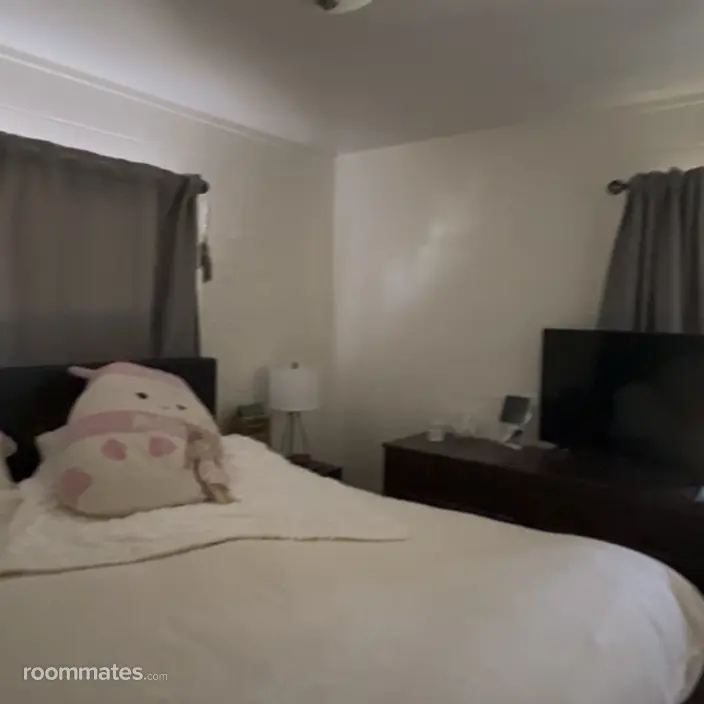 Room for rent in Sacramento, CA $1000, house