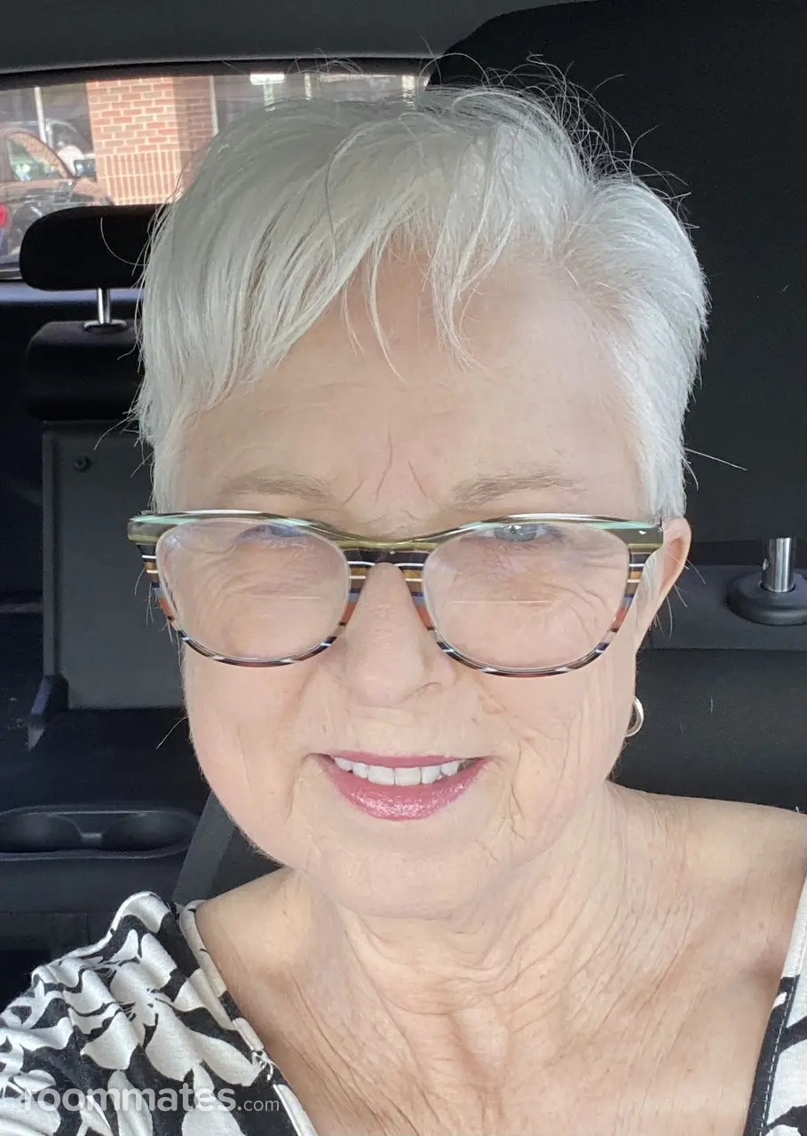 Profile photo 2 of 2