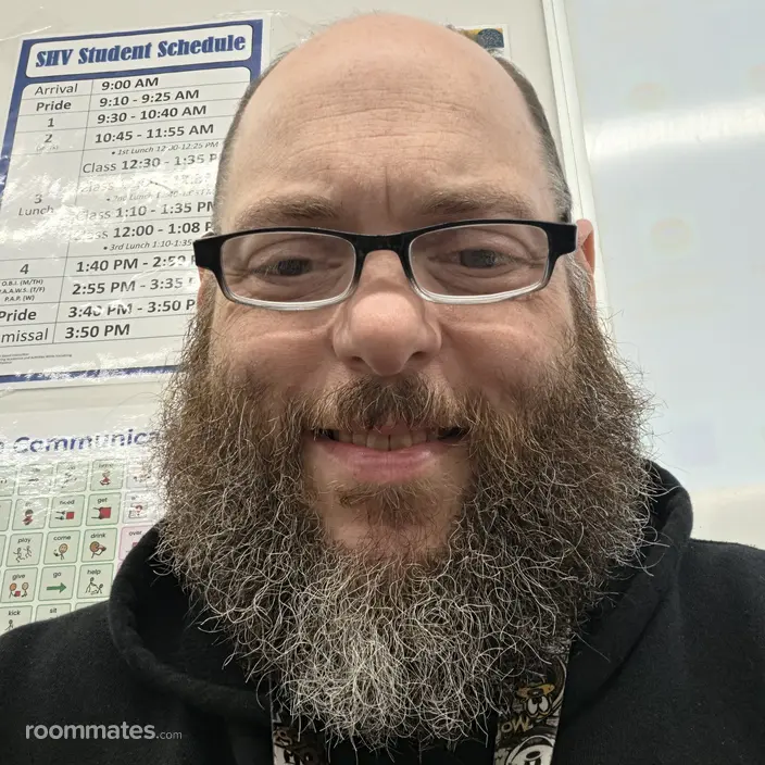 Roommate looking Saint Cloud, MN, $800
