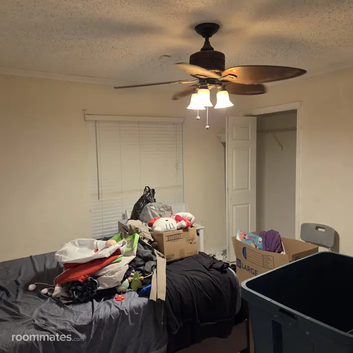 Room for rent in Port Richey, FL $900, house