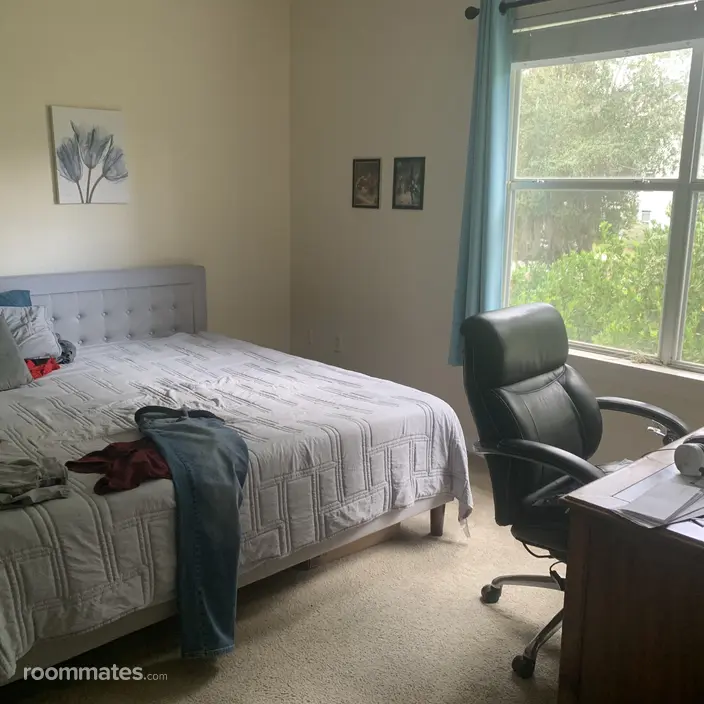Room for rent in Newberry, FL $775, condo