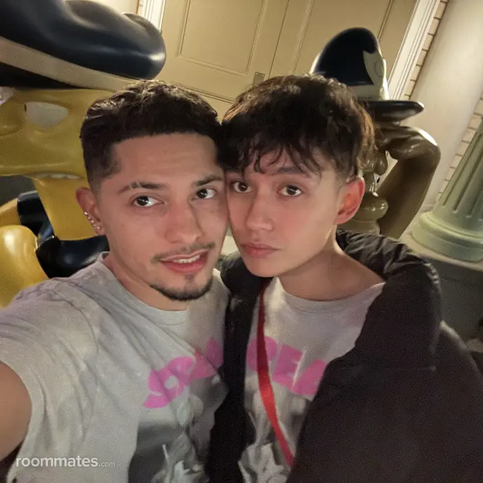 Roommate looking Victorville, CA, $800