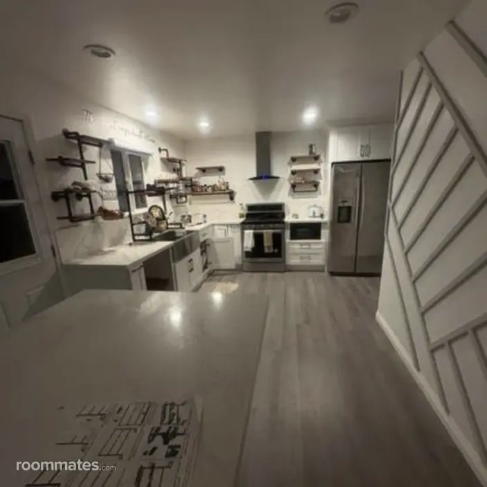 Room for rent in Buena Park, CA $1400, house