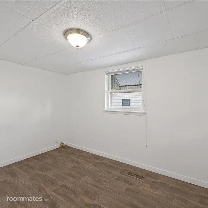 Room for rent in Lafayette, IN $700, house
