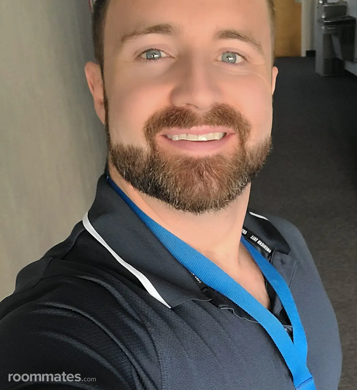 Profile photo 11 of 17