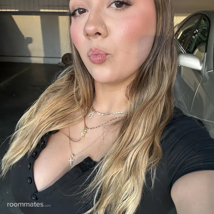 Roommate looking Norwalk, CA, $1000