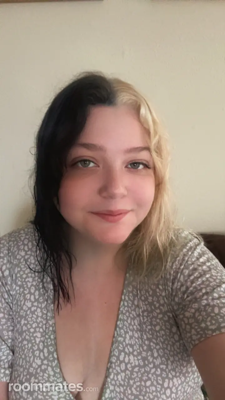 Profile photo 2 of 3