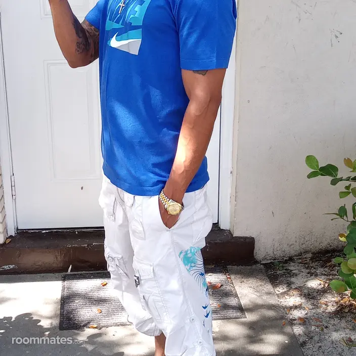 Roommate looking Bellview, FL, $700