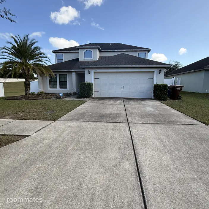 Room for rent in Haines City, FL $1000, house