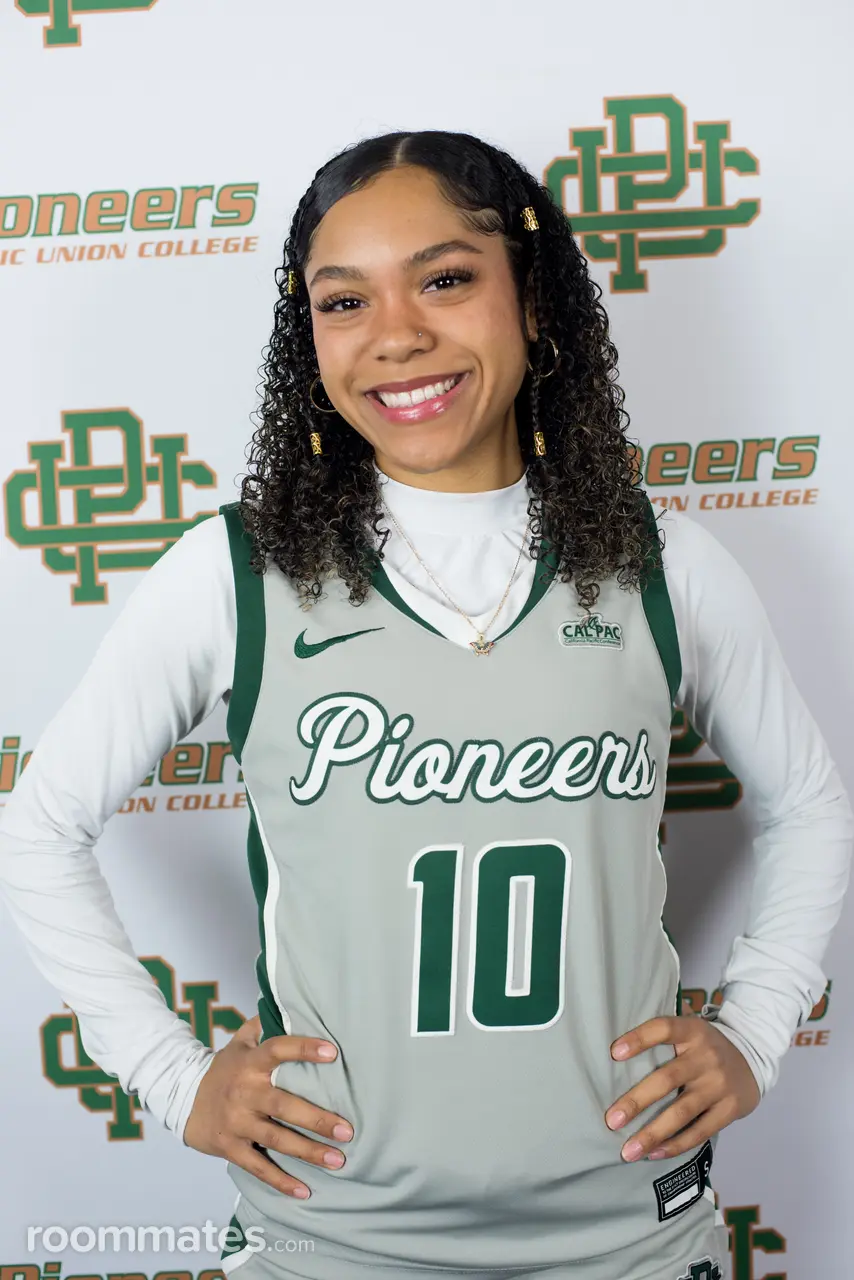 Profile photo 15 of 18