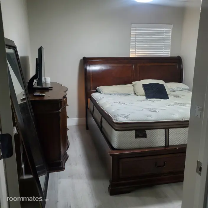 Room for rent in Las Vegas, NV $1000, house