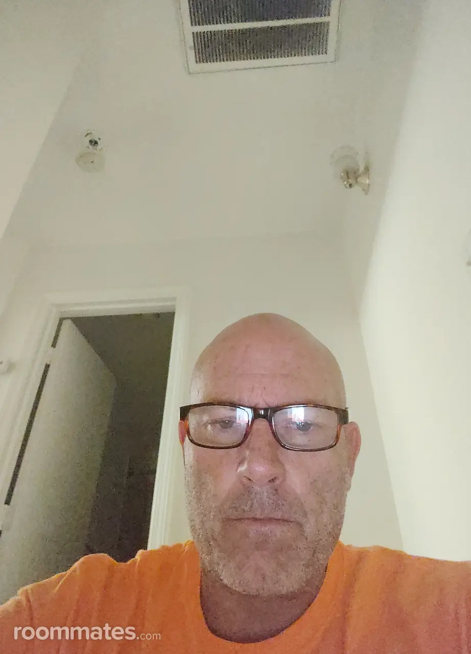 Profile photo 5 of 5