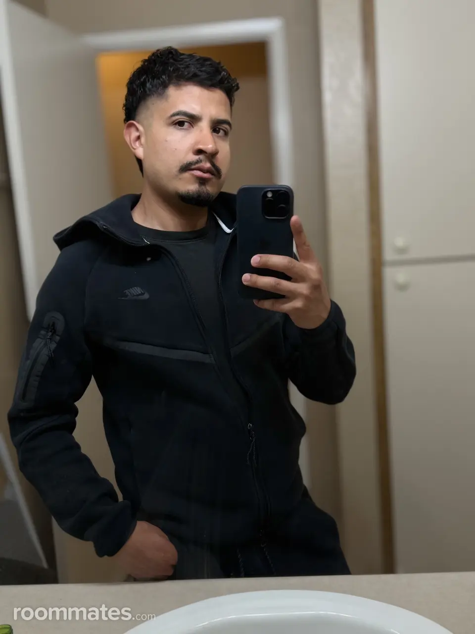 Profile photo 3 of 7