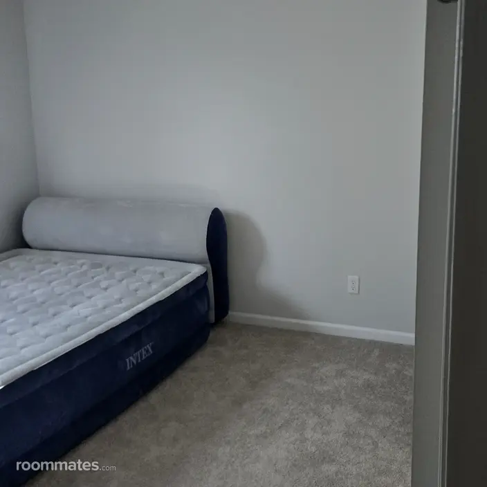 Room for rent in Summerville, SC $1100, house