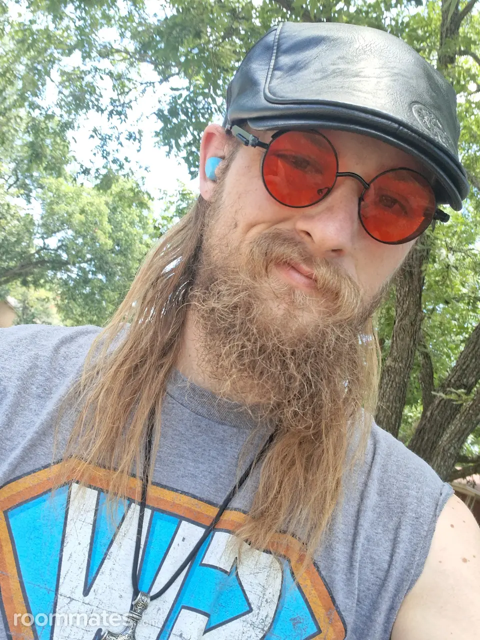 Profile photo 4 of 5