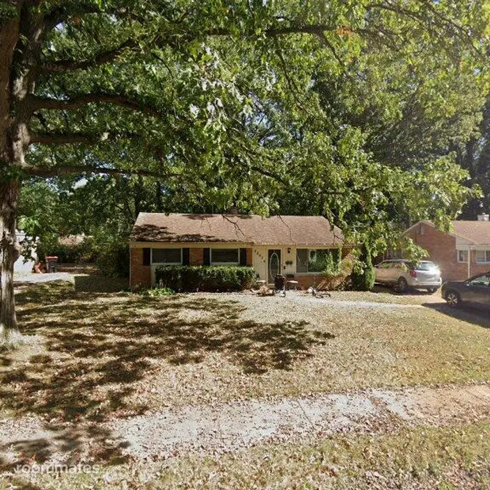 Room for rent in Southfield, MI $700, house
