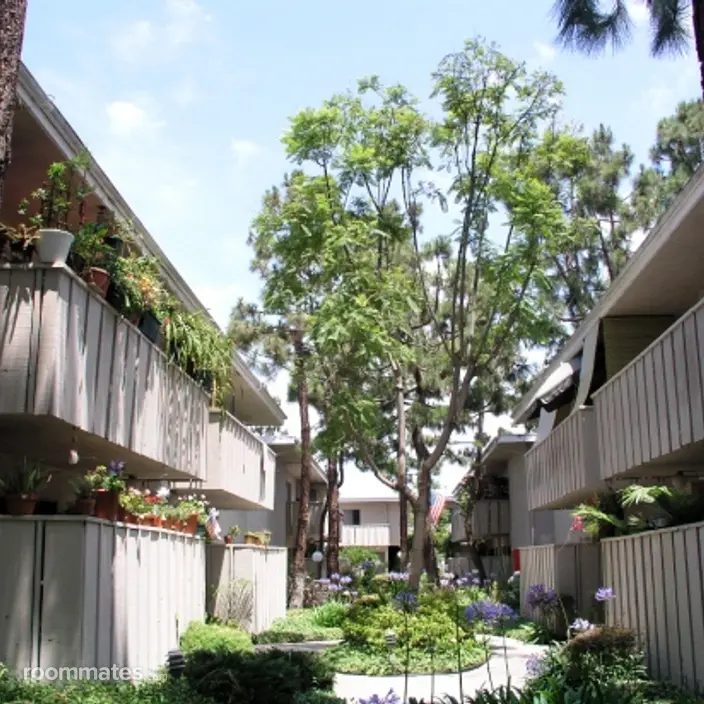 Room for rent in Huntington Beach, CA $1500, apartment