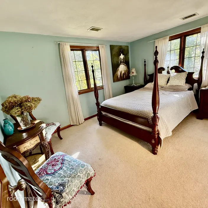 Room for rent in Framingham, MA $1229, house