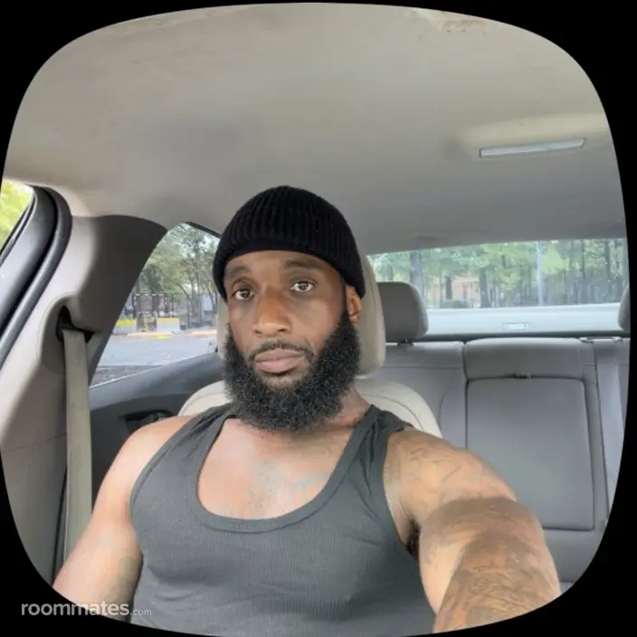 Roommate looking Hampton City, VA, $600
