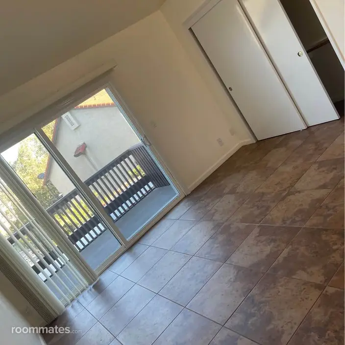 Room for rent in San Diego, CA $1550, townhouse
