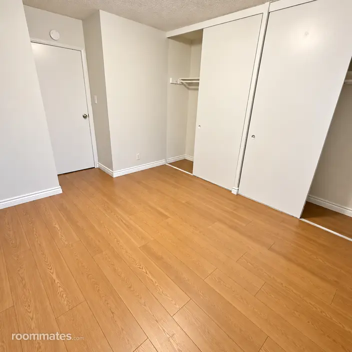 Room for rent in Riverside, CA $1200, condo