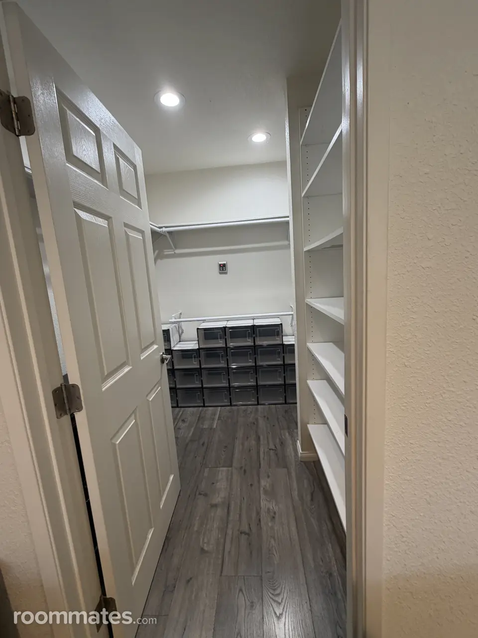 Profile photo 7 of 20