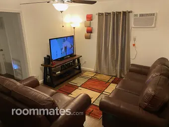 Room for rent in San Antonio, TX $650, house
