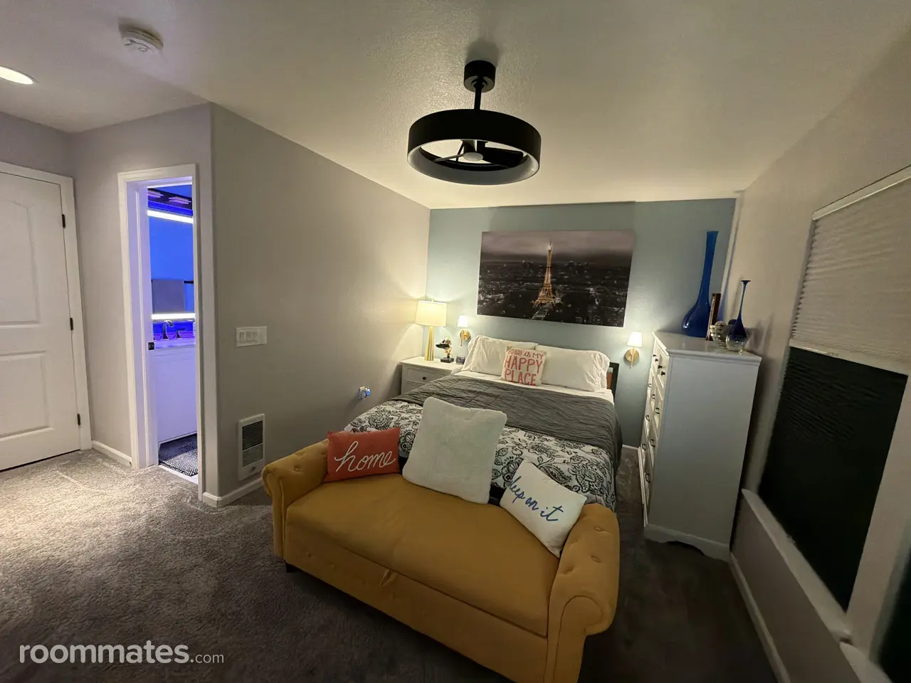 Profile photo 3 of 12