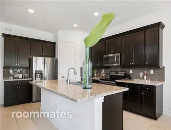 Room for rent in Pembroke Pines, FL $2000, house