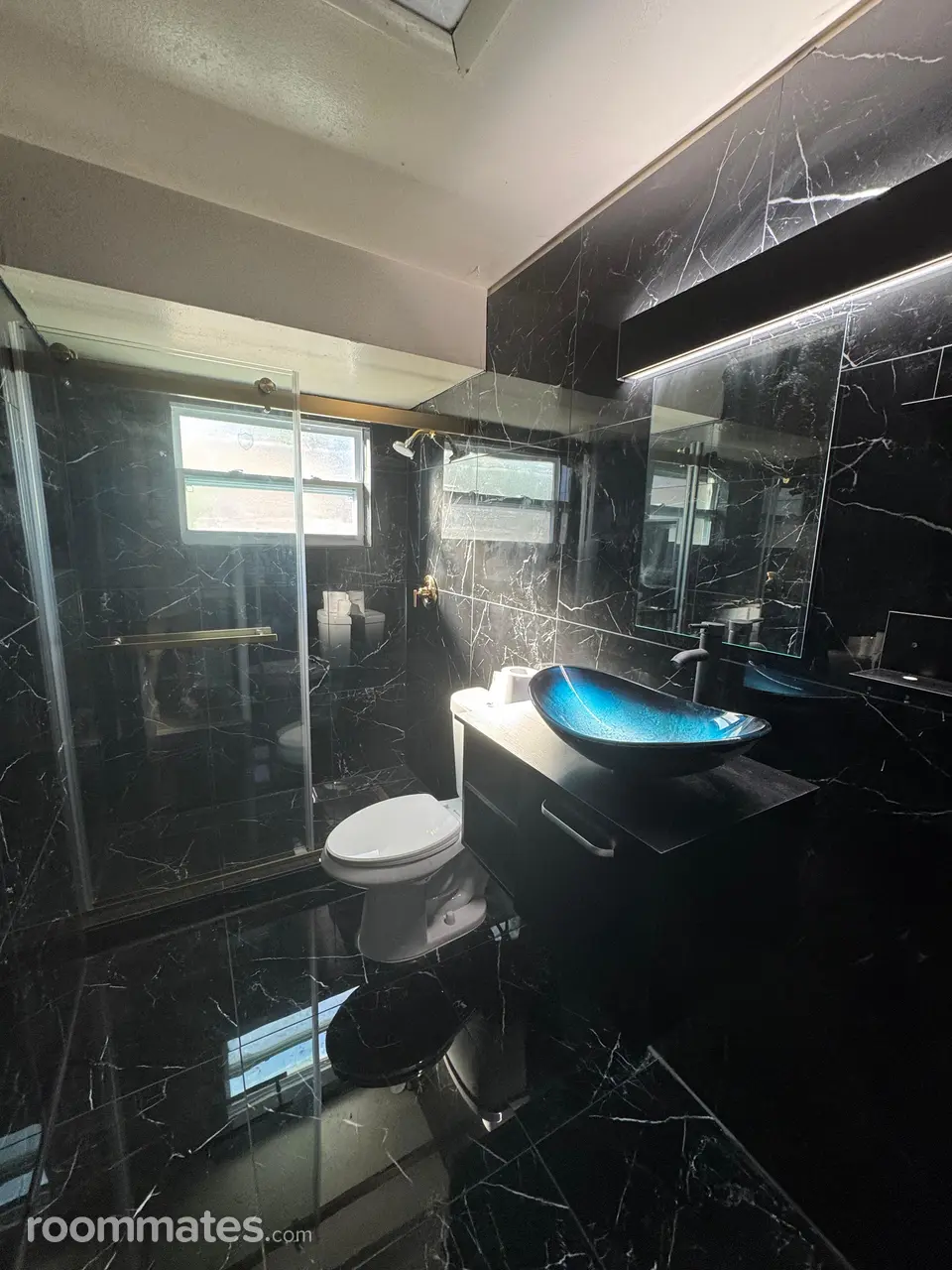 Profile photo 2 of 19