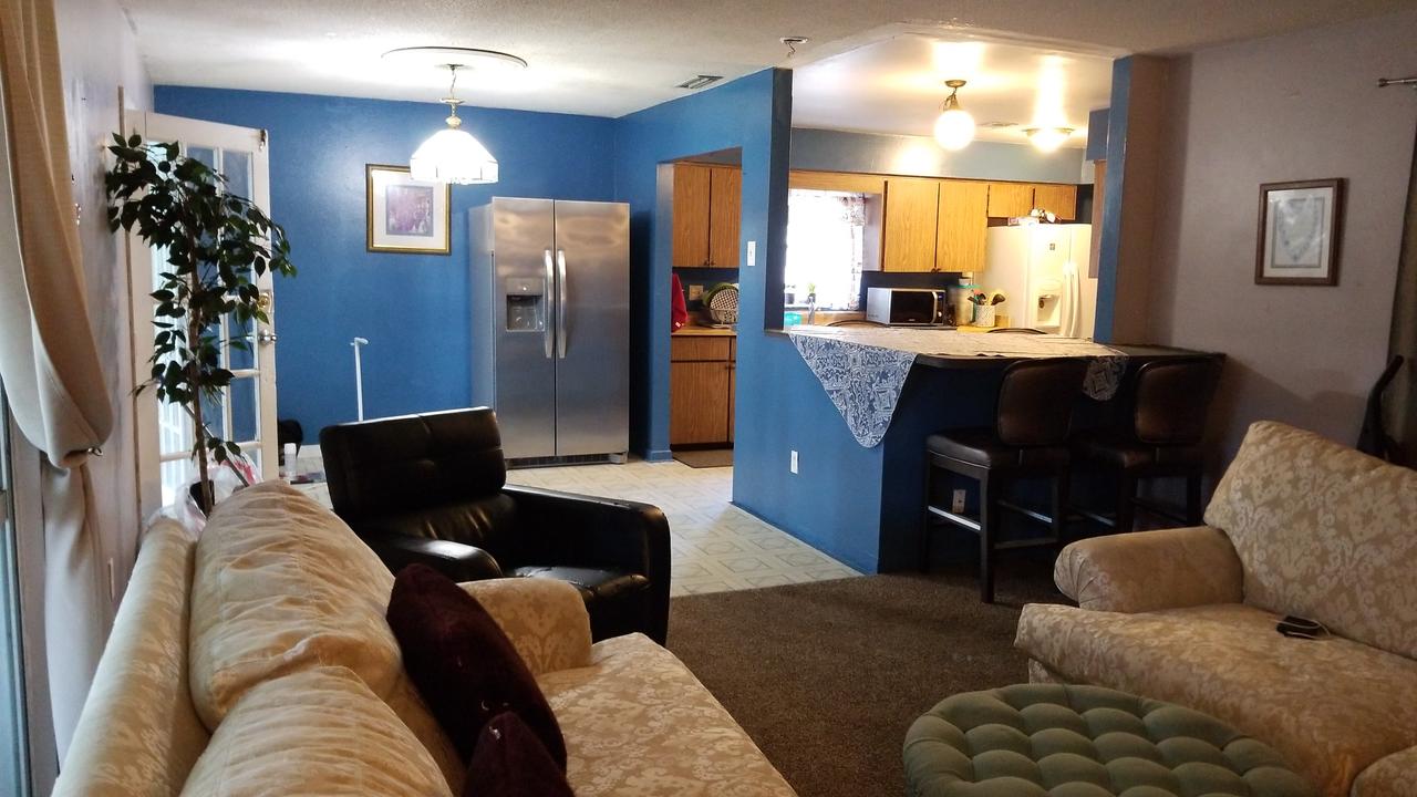 Profile photo 6 of 18