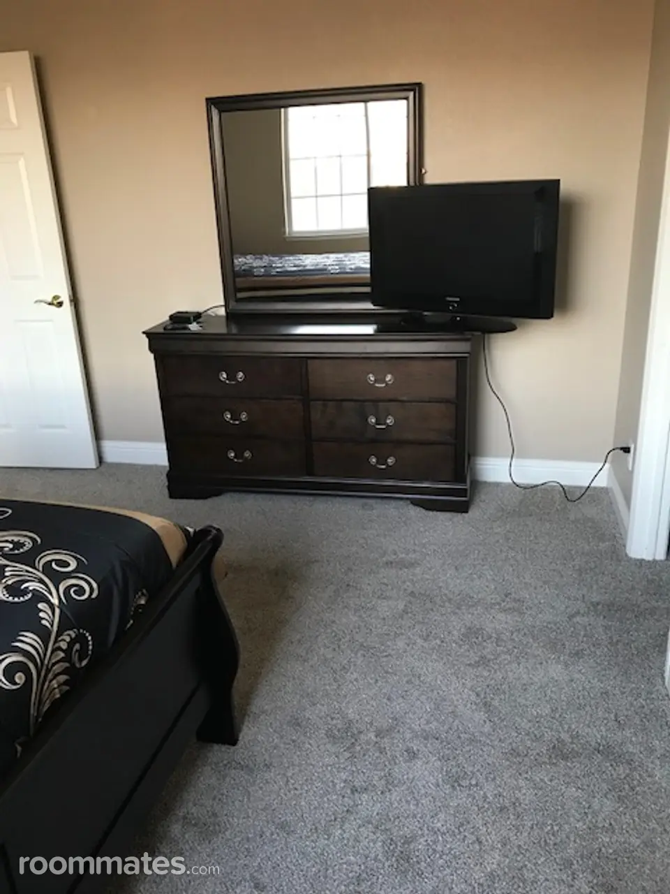 Profile photo 2 of 6