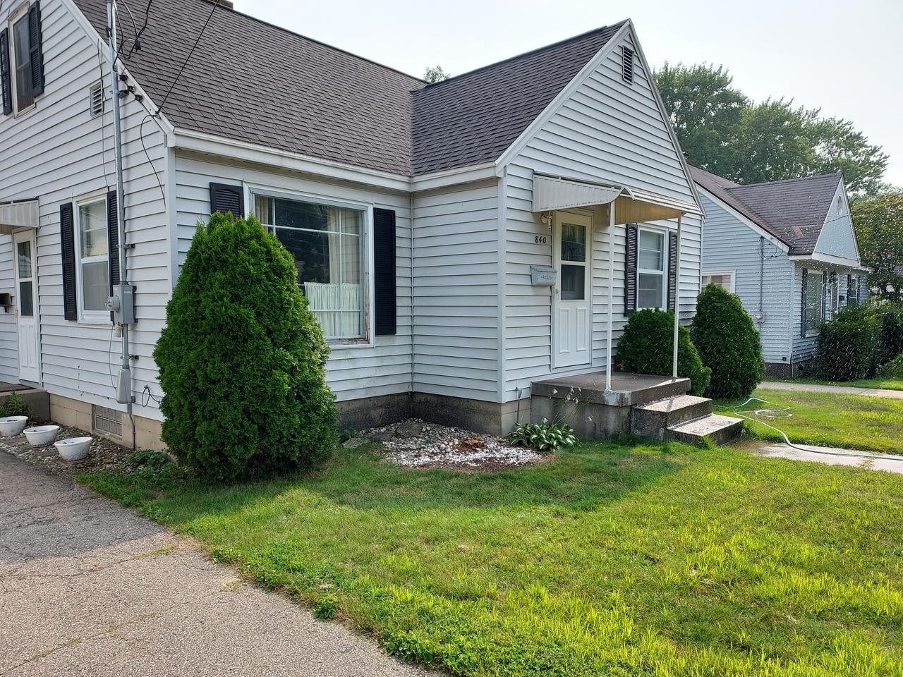 Profile photo 9 of 9